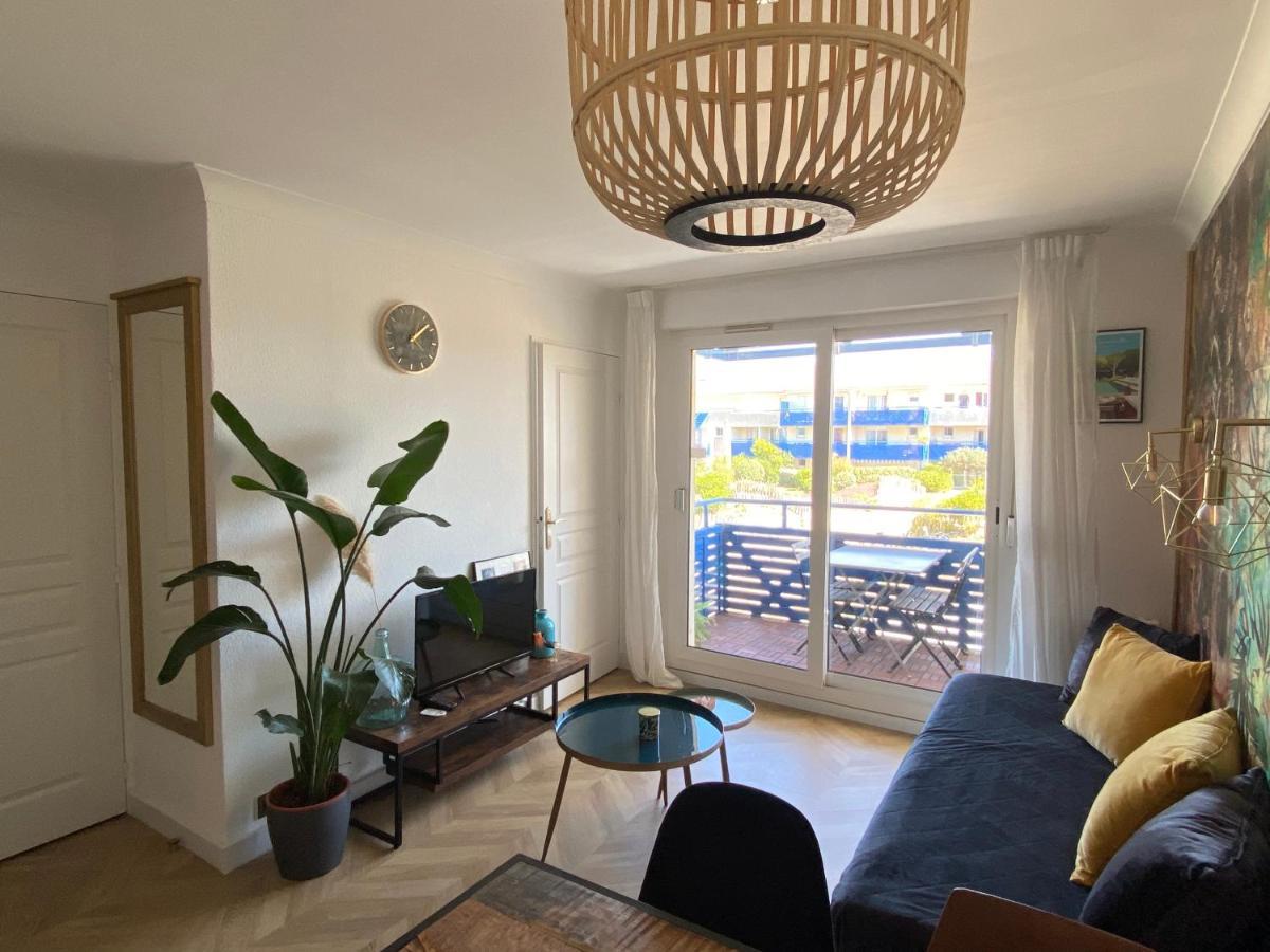 Appartement Cosy Avec Piscine, Acces Direct Plage Лакано Экстерьер фото