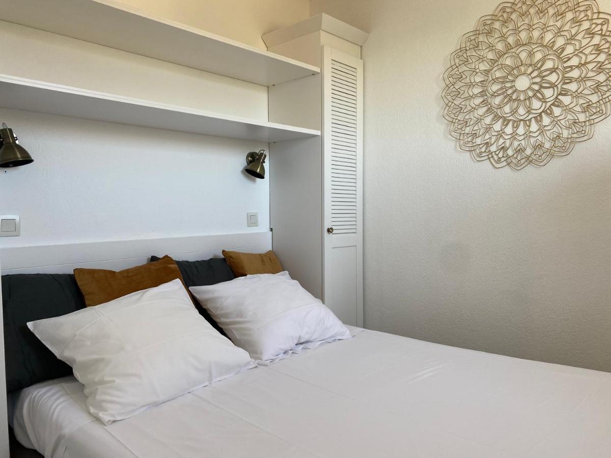 Appartement Cosy Avec Piscine, Acces Direct Plage Лакано Экстерьер фото